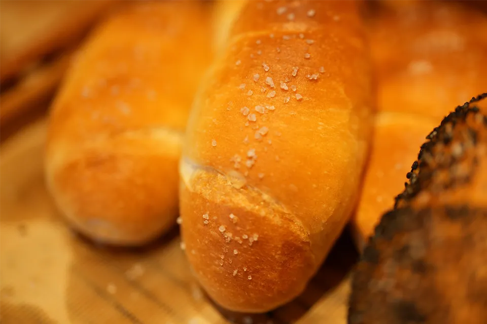 国産小麦の塩パン